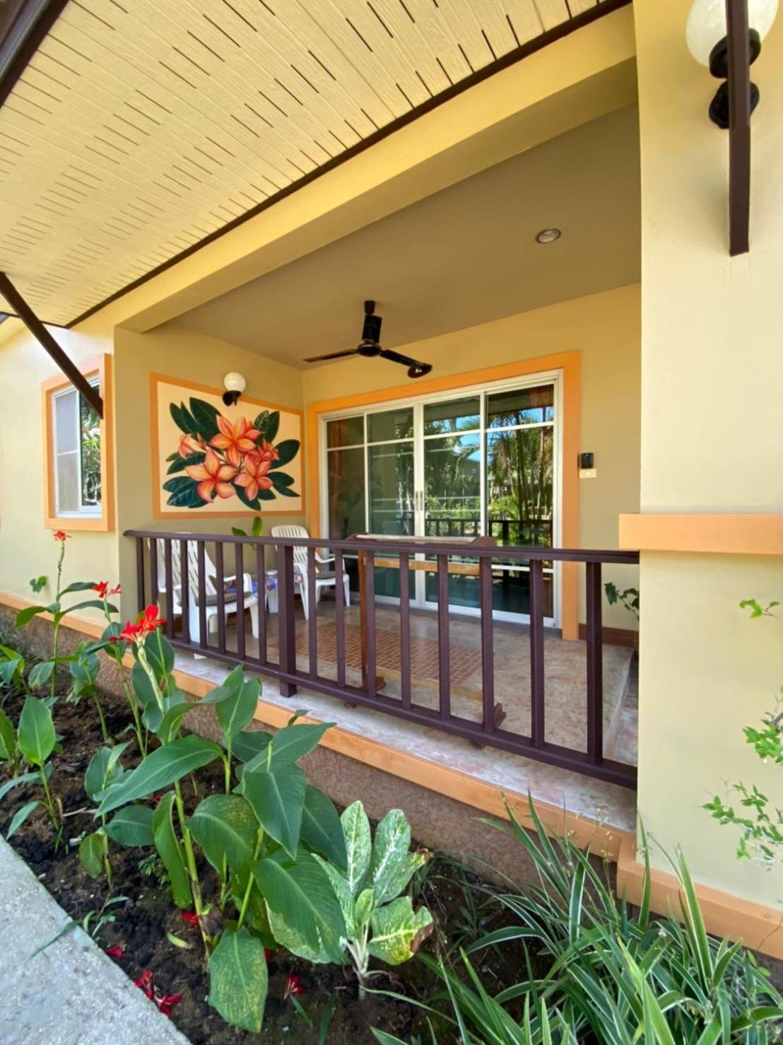 Sweet Mango Khaolak Hotel Khao Lak Exterior photo